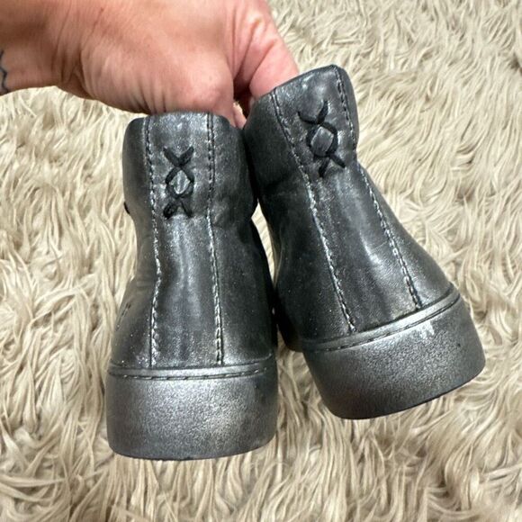 Frye metallic leather sneakers size 6.5 - Picture 4 of 8